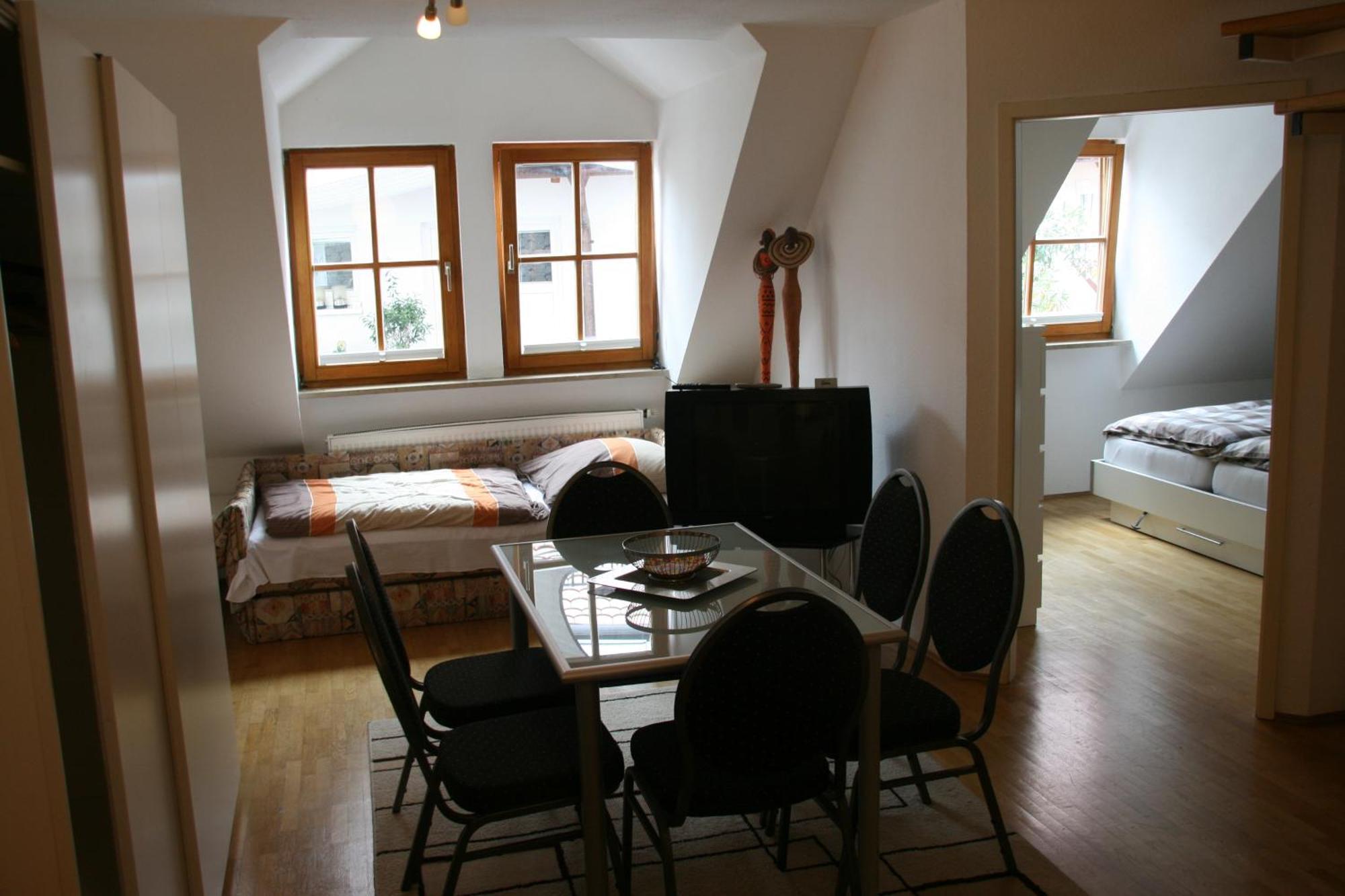Wendlers Ferienwohnungen #1 #4 #5 #6 Behringersdorf Pokoj fotografie